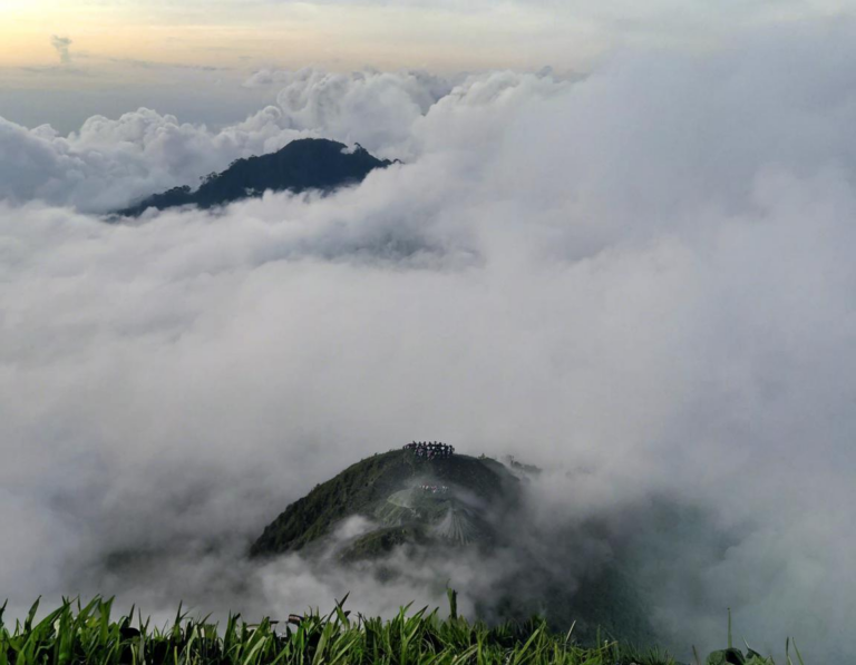 Bukit Moko Ciwidey: Pemandangan Menakjubkan Gunung Tangkuban Perahu