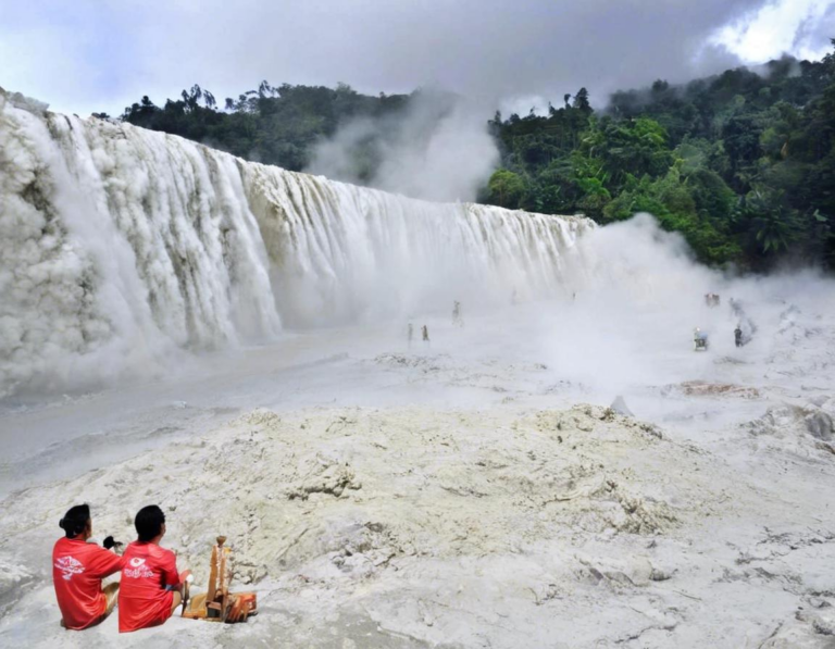 Harga Tiket Masuk Kawah Putih Ciwidey Terbaru